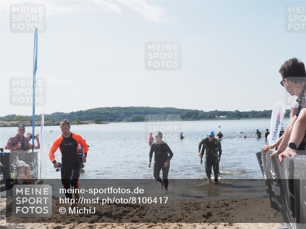 22.06.2025 - Viking Triathlon MichiJ http://msf.ph/oto/8106417 22.06.2025 10:52:28 Schwimmen 116, 136, 481, 490 meine-sportfotos.de