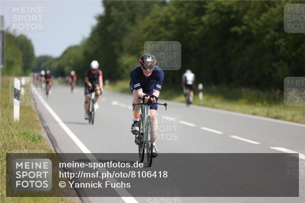 22.06.2025 - Viking Triathlon Yannick Fuchs http://msf.ph/oto/8106418 22.06.2025 11:30:44 Radfahren 79, 194, 381, 408, 604, 649 meine-sportfotos.de