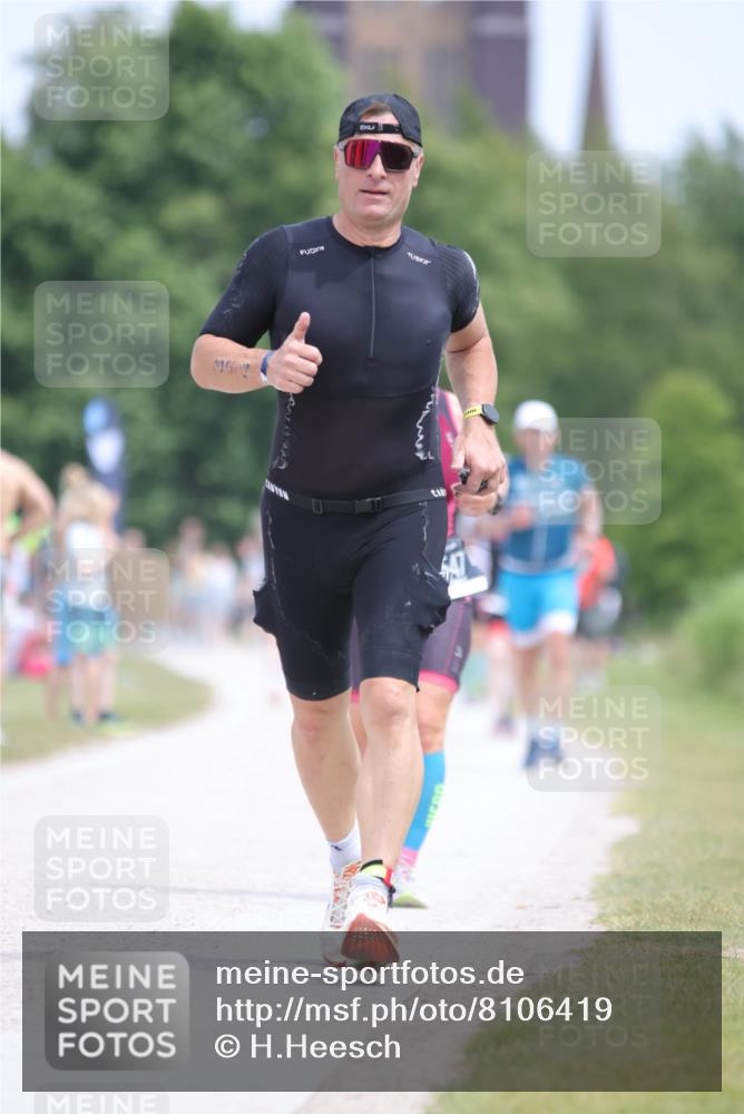 22.06.2025 - Viking Triathlon H.Heesch http://msf.ph/oto/8106419 22.06.2025 13:51:33 Laufen 308, 364, 547 meine-sportfotos.de