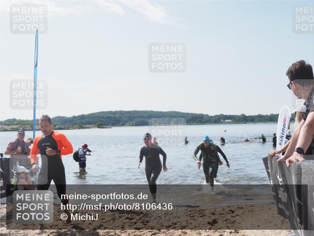 22.06.2025 - Viking Triathlon MichiJ http://msf.ph/oto/8106436 22.06.2025 10:52:28 Schwimmen 116, 136, 481, 490 meine-sportfotos.de