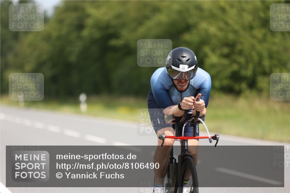 22.06.2025 - Viking Triathlon Yannick Fuchs http://msf.ph/oto/8106490 22.06.2025 12:11:26 Radfahren 114, 204, 206, 235, 389, 490, 521, 603, 623 meine-sportfotos.de