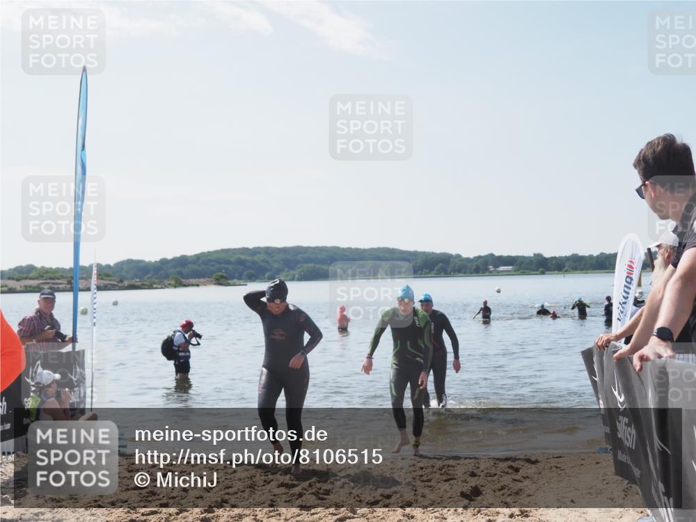 22.06.2025 - Viking Triathlon MichiJ http://msf.ph/oto/8106515 22.06.2025 10:52:29 Schwimmen 116, 136, 481, 490 meine-sportfotos.de