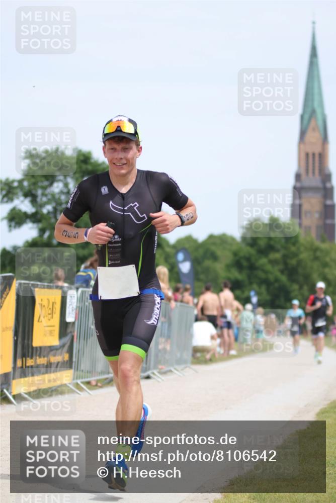22.06.2025 - Viking Triathlon H.Heesch http://msf.ph/oto/8106542 22.06.2025 13:52:13 Laufen 365 meine-sportfotos.de