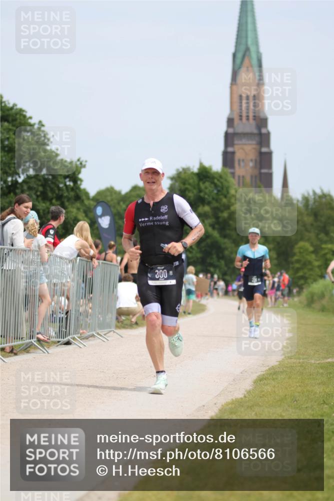 22.06.2025 - Viking Triathlon H.Heesch http://msf.ph/oto/8106566 22.06.2025 13:52:20 Laufen 228, 300 meine-sportfotos.de