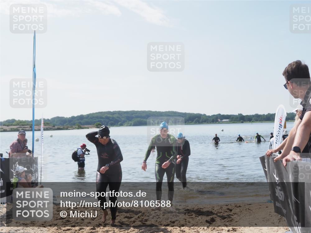 22.06.2025 - Viking Triathlon MichiJ http://msf.ph/oto/8106588 22.06.2025 10:52:30 Schwimmen 116, 136, 481, 490 meine-sportfotos.de