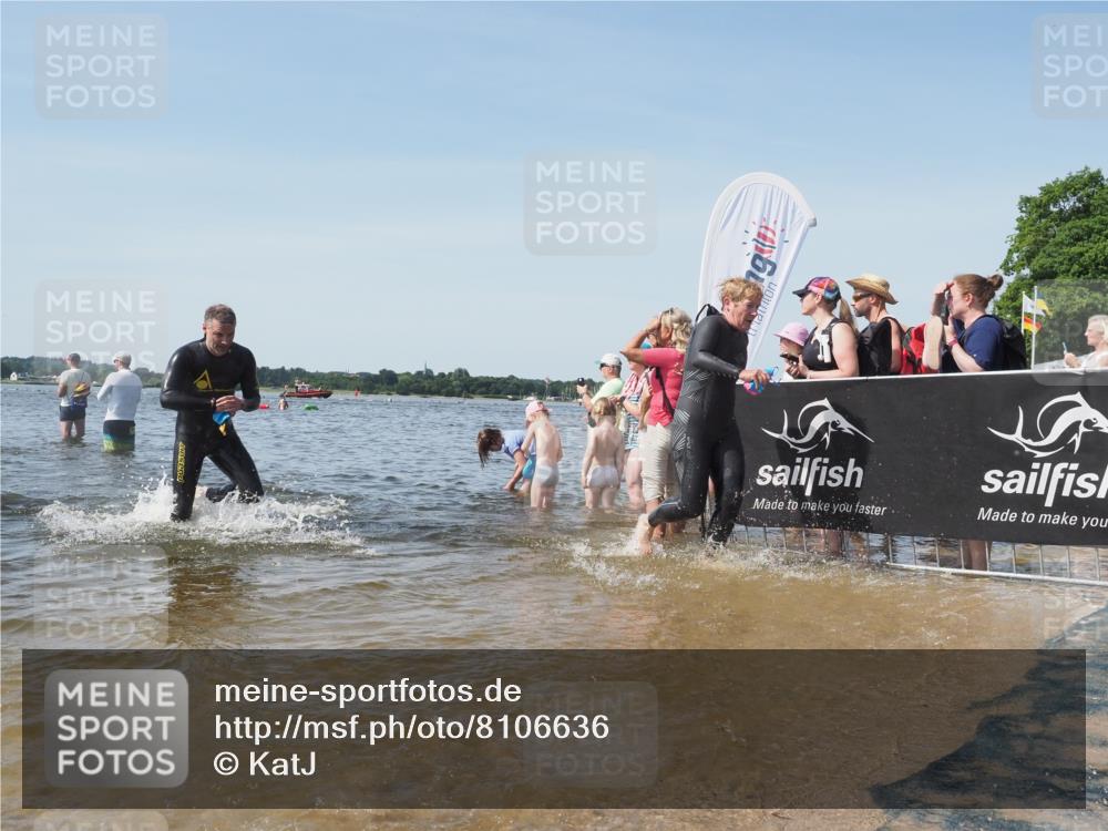 22.06.2025 - Viking Triathlon KatJ http://msf.ph/oto/8106636 22.06.2025 10:37:20 Schwimmen 34, 131, 172, 180, 233, 253, 312, 316, 344, 370, 383, 454, 513, 649 meine-sportfotos.de
