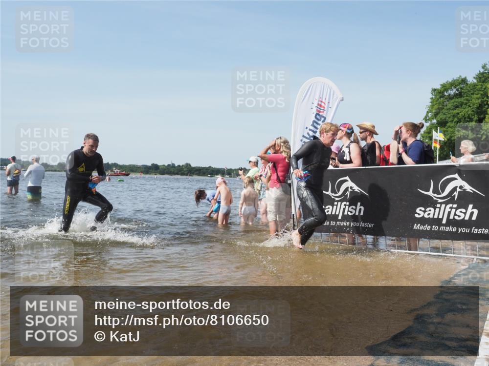 22.06.2025 - Viking Triathlon KatJ http://msf.ph/oto/8106650 22.06.2025 10:37:20 Schwimmen 34, 131, 172, 180, 233, 253, 312, 316, 344, 370, 383, 454, 513, 649 meine-sportfotos.de