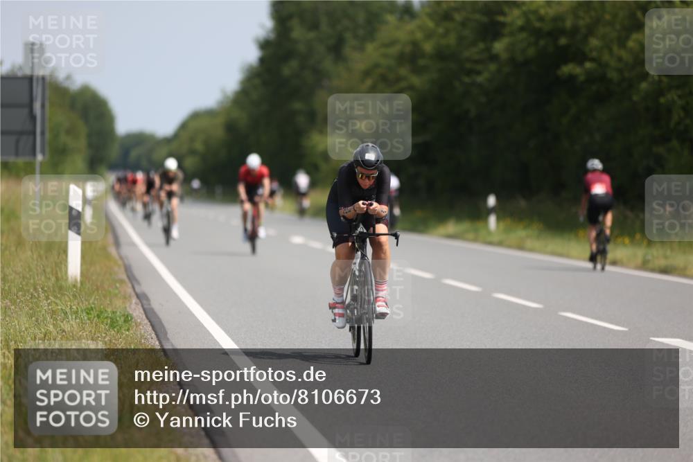 22.06.2025 - Viking Triathlon Yannick Fuchs http://msf.ph/oto/8106673 22.06.2025 11:30:52 Radfahren 79, 329, 335, 408, 511, 535 meine-sportfotos.de