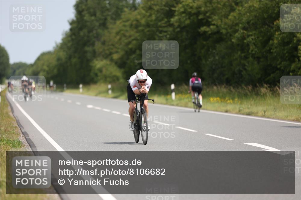 22.06.2025 - Viking Triathlon Yannick Fuchs http://msf.ph/oto/8106682 22.06.2025 12:11:32 Radfahren 13, 204, 235, 340, 389, 427, 444, 521 meine-sportfotos.de