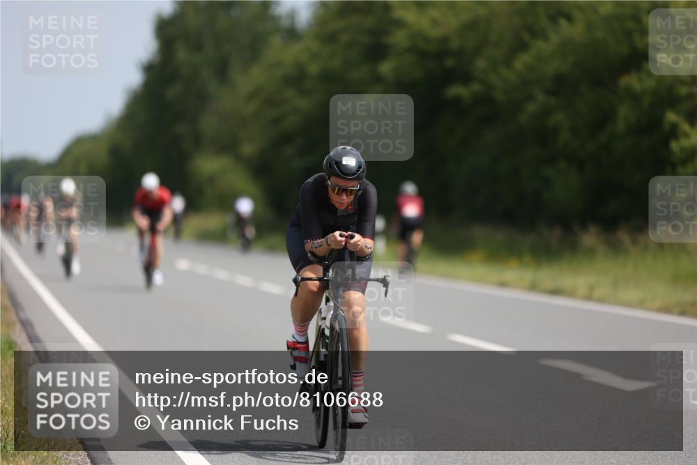 22.06.2025 - Viking Triathlon Yannick Fuchs http://msf.ph/oto/8106688 22.06.2025 11:30:52 Radfahren 79, 329, 335, 408, 511, 535 meine-sportfotos.de