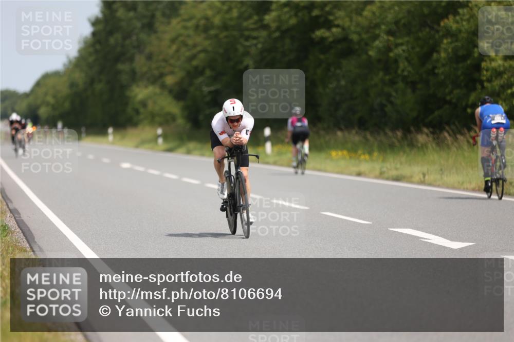 22.06.2025 - Viking Triathlon Yannick Fuchs http://msf.ph/oto/8106694 22.06.2025 12:11:32 Radfahren 13, 204, 235, 340, 389, 427, 444, 521 meine-sportfotos.de