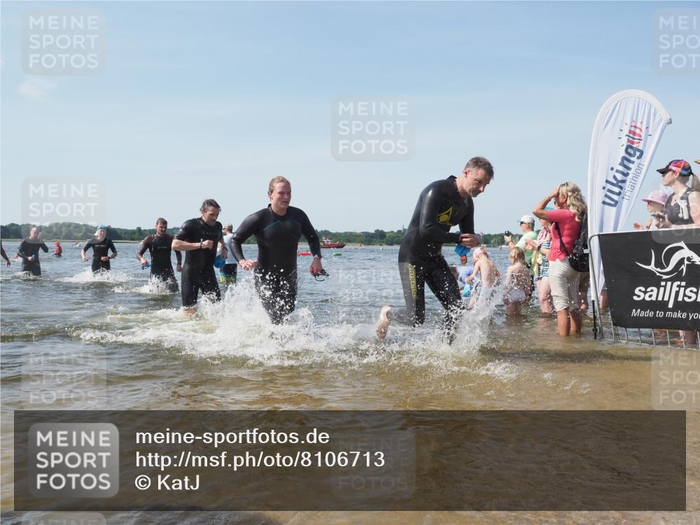 22.06.2025 - Viking Triathlon KatJ http://msf.ph/oto/8106713 22.06.2025 10:37:22 Schwimmen 21, 34, 131, 172, 180, 233, 253, 312, 316, 344, 370, 383, 454, 456, 513, 649 meine-sportfotos.de