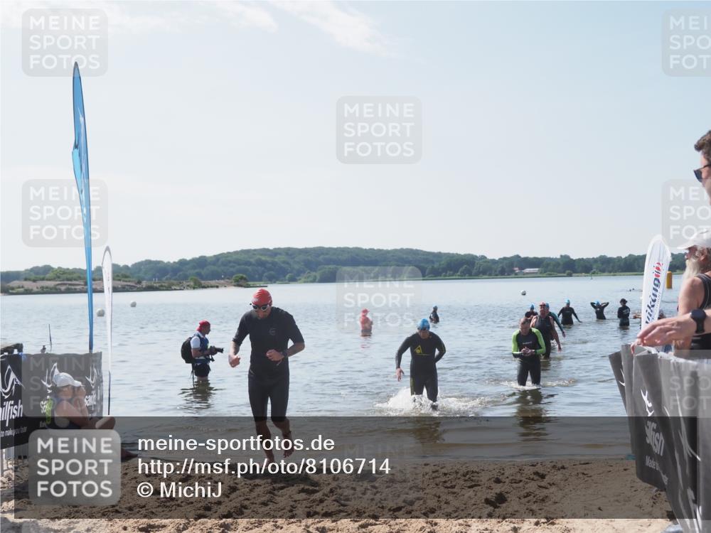 22.06.2025 - Viking Triathlon MichiJ http://msf.ph/oto/8106714 22.06.2025 10:52:59 Schwimmen 106, 160, 470, 640, 656 meine-sportfotos.de