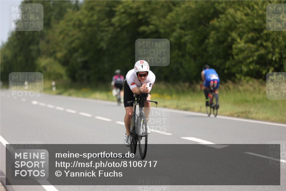 22.06.2025 - Viking Triathlon Yannick Fuchs http://msf.ph/oto/8106717 22.06.2025 12:11:32 Radfahren 13, 204, 235, 340, 389, 427, 444, 521 meine-sportfotos.de