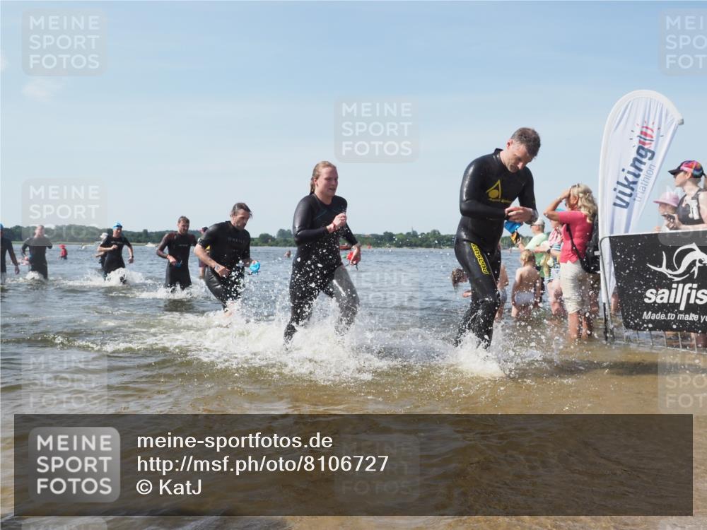 22.06.2025 - Viking Triathlon KatJ http://msf.ph/oto/8106727 22.06.2025 10:37:22 Schwimmen 21, 34, 131, 172, 180, 233, 253, 312, 316, 344, 370, 383, 454, 456, 513, 649 meine-sportfotos.de