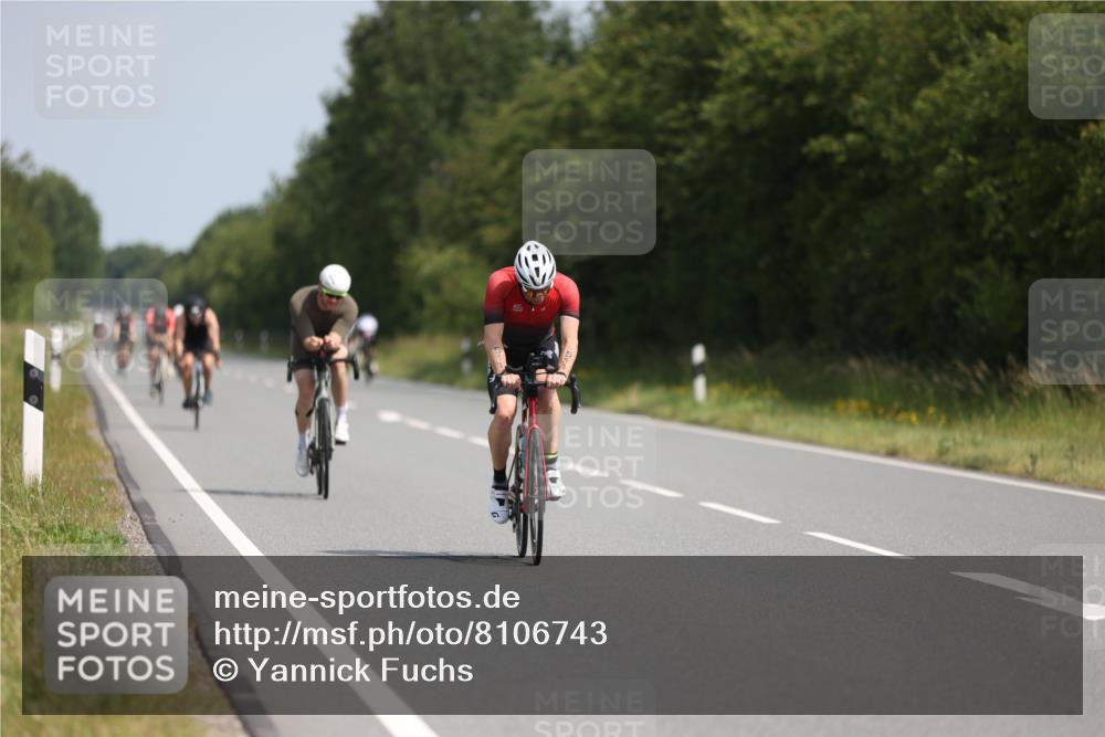 22.06.2025 - Viking Triathlon Yannick Fuchs http://msf.ph/oto/8106743 22.06.2025 11:30:55 Radfahren 44, 329, 335, 408, 511, 535 meine-sportfotos.de