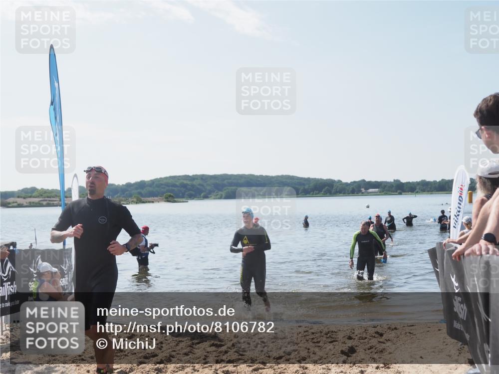 22.06.2025 - Viking Triathlon MichiJ http://msf.ph/oto/8106782 22.06.2025 10:53:01 Schwimmen 106, 160, 470, 640, 656 meine-sportfotos.de