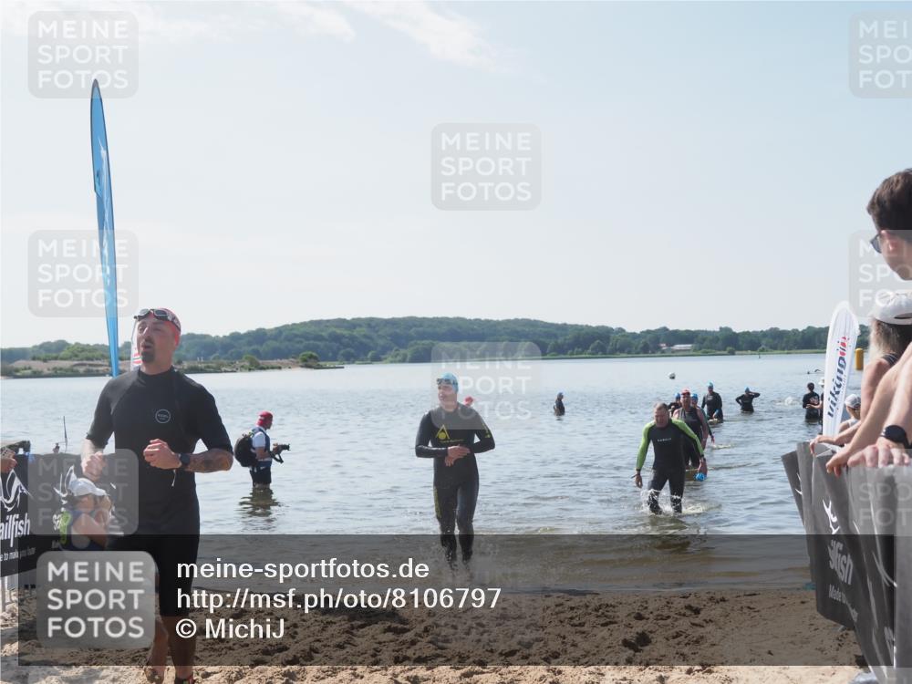 22.06.2025 - Viking Triathlon MichiJ http://msf.ph/oto/8106797 22.06.2025 10:53:01 Schwimmen 106, 160, 470, 640, 656 meine-sportfotos.de