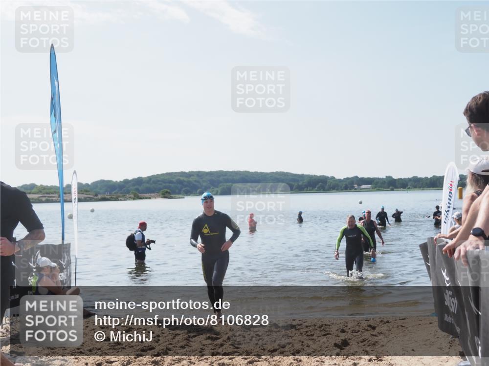 22.06.2025 - Viking Triathlon MichiJ http://msf.ph/oto/8106828 22.06.2025 10:53:01 Schwimmen 106, 160, 470, 640, 656 meine-sportfotos.de