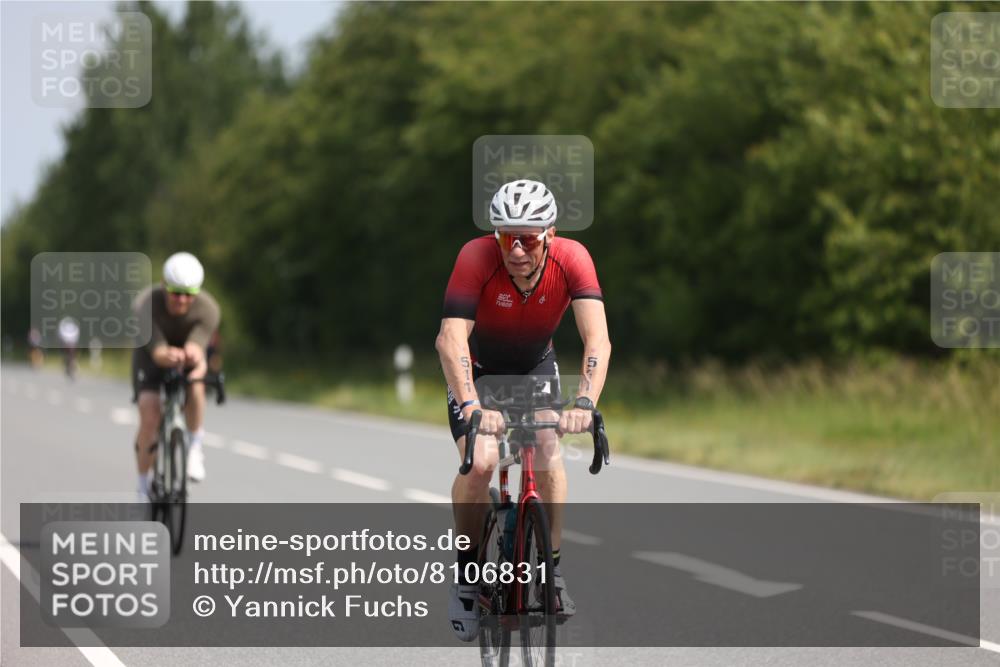 22.06.2025 - Viking Triathlon Yannick Fuchs http://msf.ph/oto/8106831 22.06.2025 11:30:56 Radfahren 44, 156, 329, 335, 408, 511, 535 meine-sportfotos.de