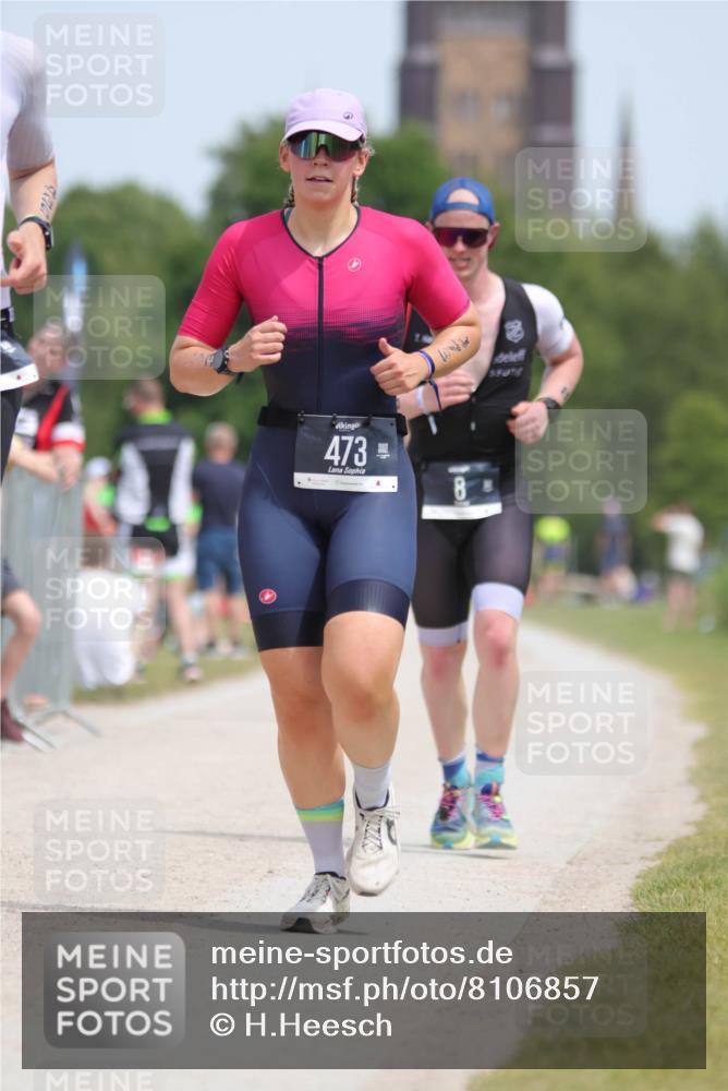 22.06.2025 - Viking Triathlon H.Heesch http://msf.ph/oto/8106857 22.06.2025 14:17:35 Laufen 8, 309, 435, 473 meine-sportfotos.de