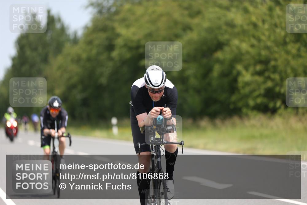 22.06.2025 - Viking Triathlon Yannick Fuchs http://msf.ph/oto/8106868 22.06.2025 12:11:41 Radfahren 13, 173, 234, 314, 340, 427, 444, 458, 604 meine-sportfotos.de