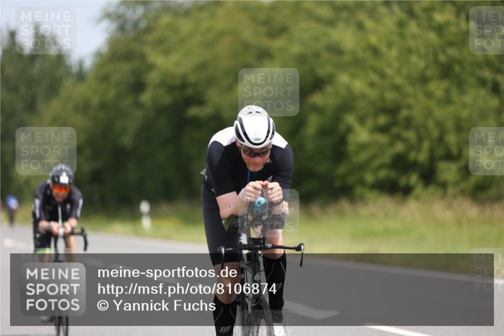 22.06.2025 - Viking Triathlon Yannick Fuchs http://msf.ph/oto/8106874 22.06.2025 12:11:41 Radfahren 13, 173, 234, 314, 340, 427, 444, 458, 604 meine-sportfotos.de
