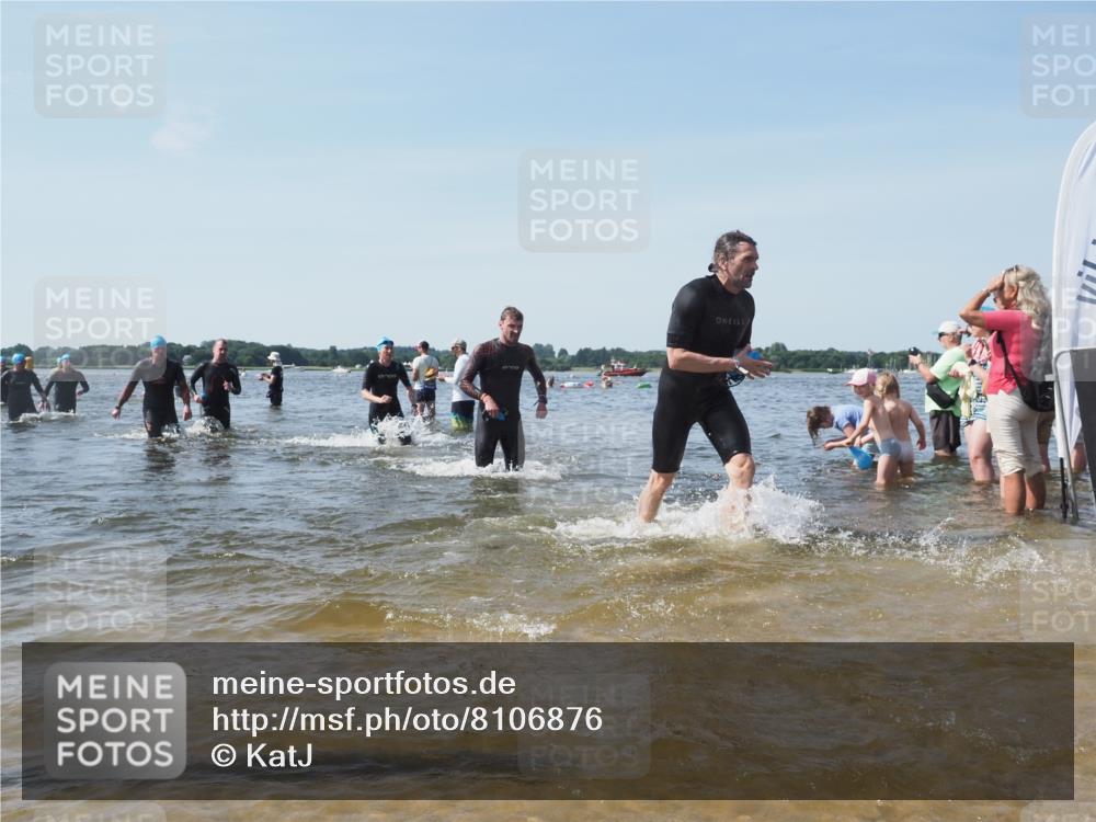 22.06.2025 - Viking Triathlon KatJ http://msf.ph/oto/8106876 22.06.2025 10:37:24 Schwimmen 21, 34, 131, 141, 172, 180, 187, 233, 253, 312, 316, 344, 370, 383, 456, 649 meine-sportfotos.de