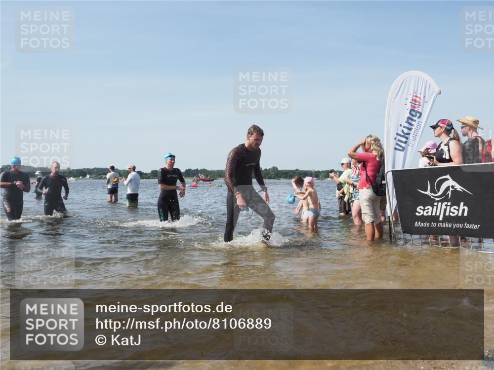 22.06.2025 - Viking Triathlon KatJ http://msf.ph/oto/8106889 22.06.2025 10:37:26 Schwimmen 21, 34, 131, 141, 180, 187, 233, 253, 312, 316, 344, 370, 383, 456, 639 meine-sportfotos.de