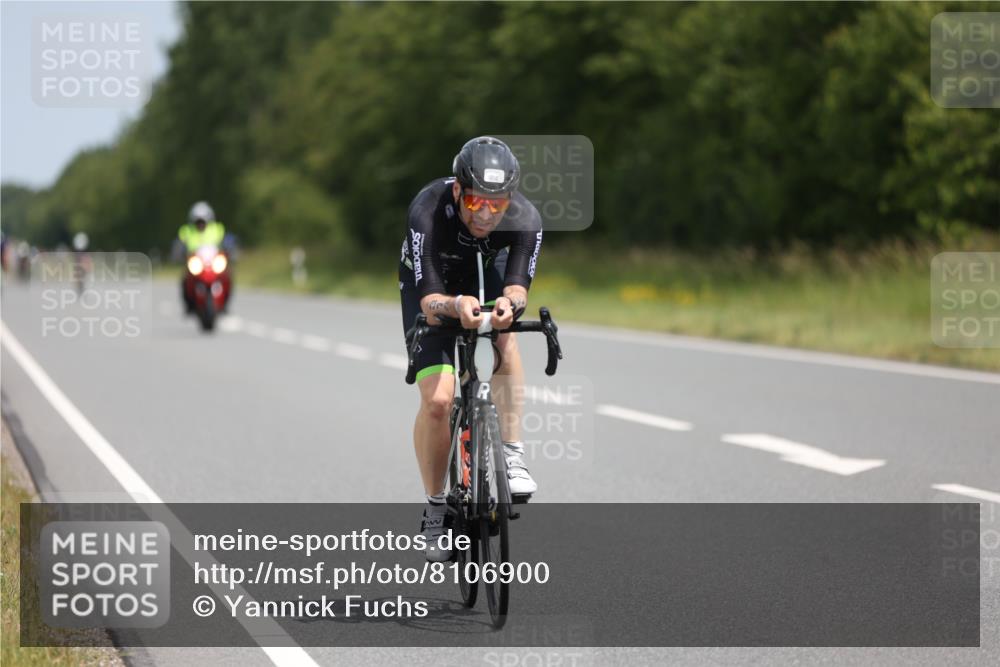 22.06.2025 - Viking Triathlon Yannick Fuchs http://msf.ph/oto/8106900 22.06.2025 12:11:42 Radfahren 13, 173, 234, 314, 340, 427, 444, 458, 604 meine-sportfotos.de