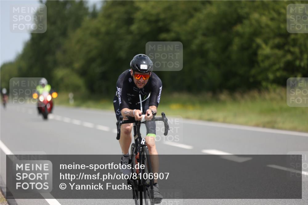 22.06.2025 - Viking Triathlon Yannick Fuchs http://msf.ph/oto/8106907 22.06.2025 12:11:42 Radfahren 13, 173, 234, 314, 340, 427, 444, 458, 604 meine-sportfotos.de