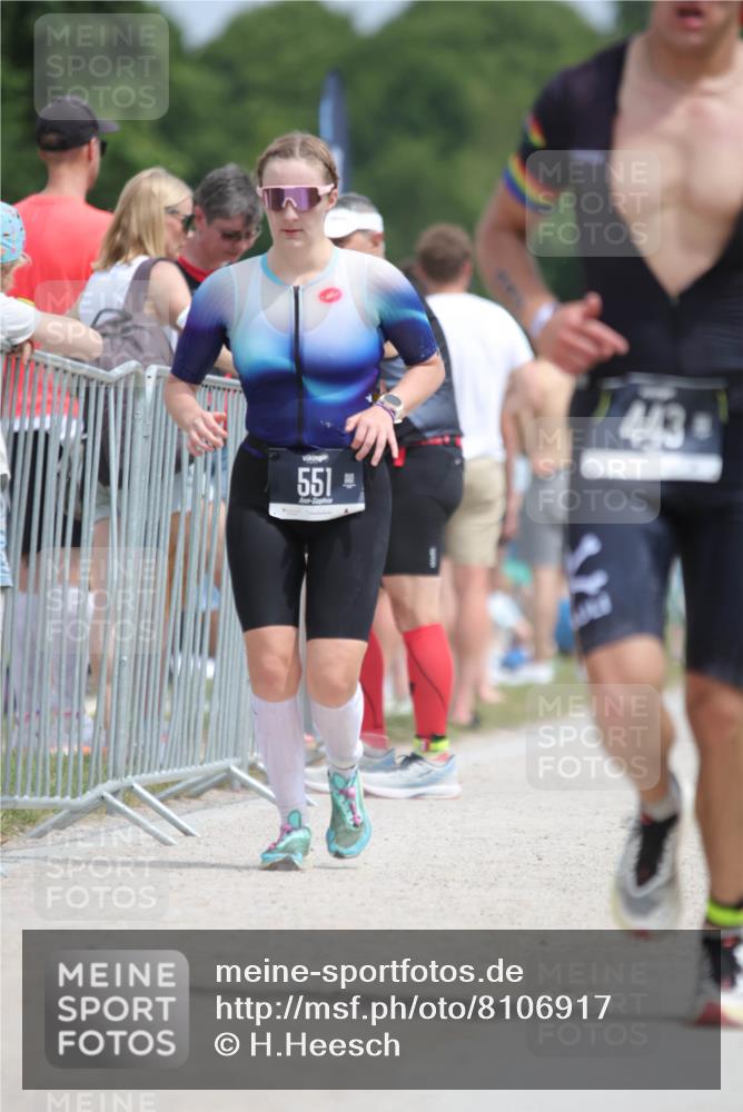 22.06.2025 - Viking Triathlon H.Heesch http://msf.ph/oto/8106917 22.06.2025 13:53:43 Laufen 16, 443, 551 meine-sportfotos.de