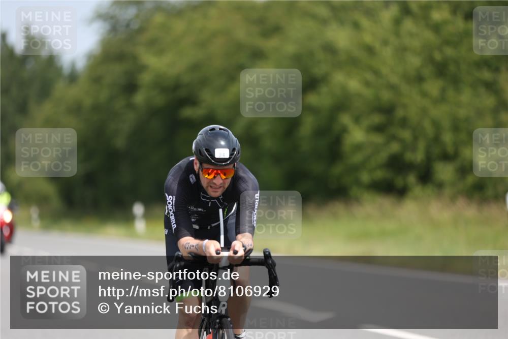 22.06.2025 - Viking Triathlon Yannick Fuchs http://msf.ph/oto/8106929 22.06.2025 12:11:43 Radfahren 13, 173, 234, 314, 340, 427, 444, 458, 604 meine-sportfotos.de