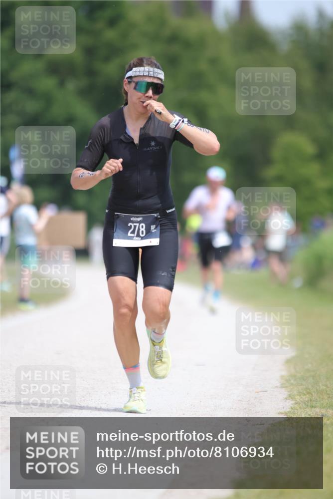 22.06.2025 - Viking Triathlon H.Heesch http://msf.ph/oto/8106934 22.06.2025 14:18:08 Laufen 278 meine-sportfotos.de