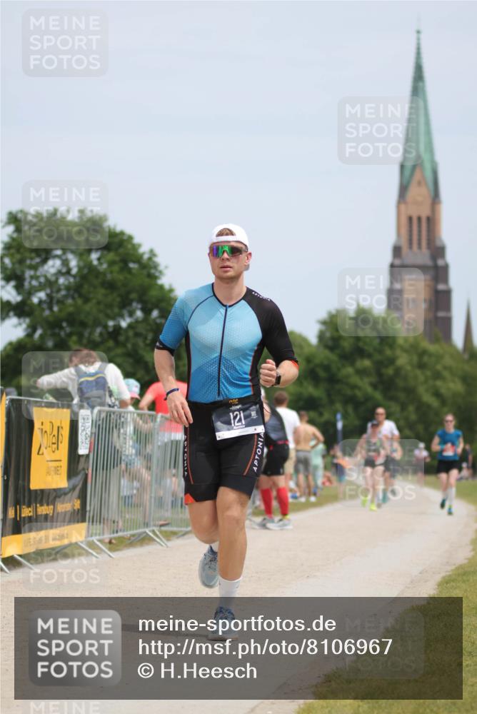 22.06.2025 - Viking Triathlon H.Heesch http://msf.ph/oto/8106967 22.06.2025 13:54:00 Laufen 121 meine-sportfotos.de