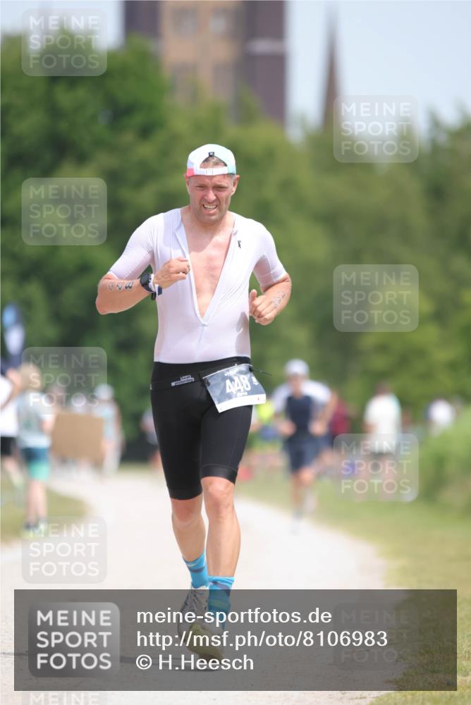 22.06.2025 - Viking Triathlon H.Heesch http://msf.ph/oto/8106983 22.06.2025 14:18:18 Laufen 448 meine-sportfotos.de