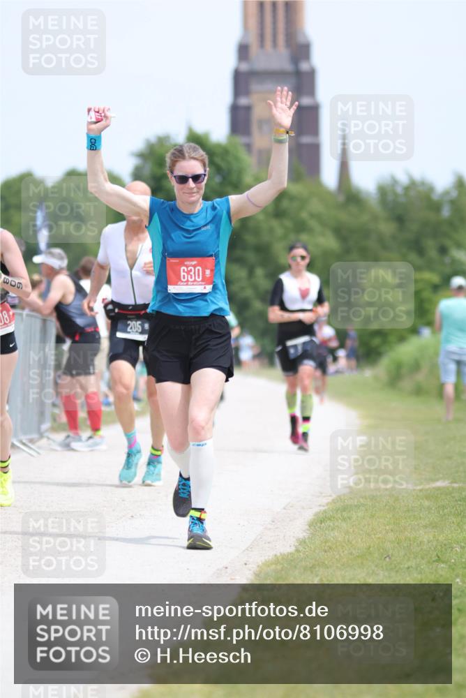 22.06.2025 - Viking Triathlon H.Heesch http://msf.ph/oto/8106998 22.06.2025 13:54:08 Laufen 11, 205, 608, 630 meine-sportfotos.de