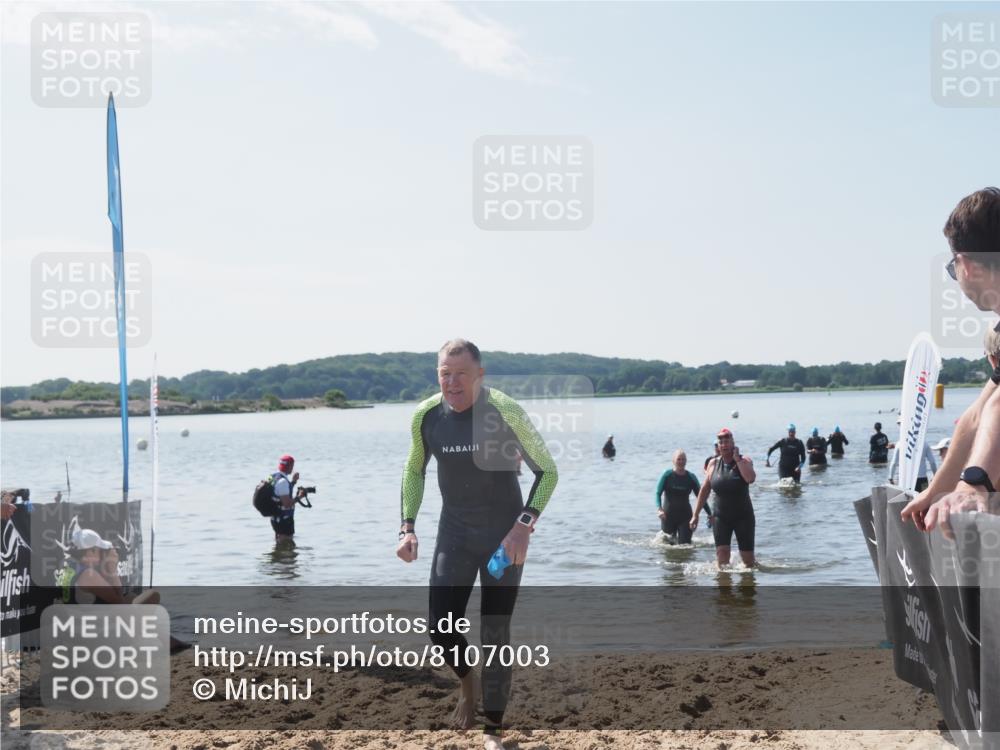 22.06.2025 - Viking Triathlon MichiJ http://msf.ph/oto/8107003 22.06.2025 10:53:09 Schwimmen 165, 319, 470, 640 meine-sportfotos.de