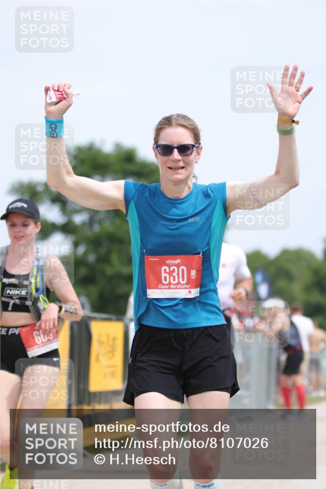 22.06.2025 - Viking Triathlon H.Heesch http://msf.ph/oto/8107026 22.06.2025 13:54:10 Laufen 11, 205, 608, 630 meine-sportfotos.de
