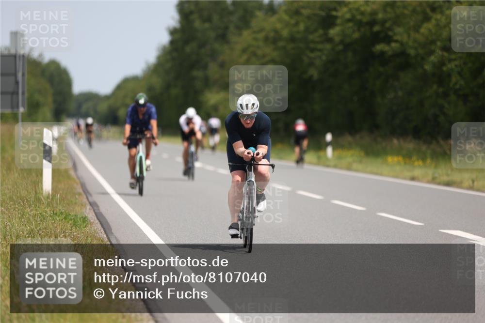 22.06.2025 - Viking Triathlon Yannick Fuchs http://msf.ph/oto/8107040 22.06.2025 12:11:53 Radfahren 110, 234, 449, 475 meine-sportfotos.de