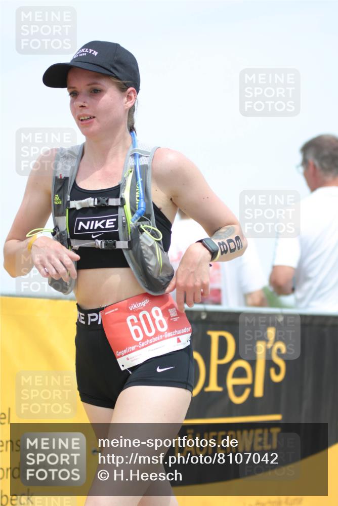 22.06.2025 - Viking Triathlon H.Heesch http://msf.ph/oto/8107042 22.06.2025 13:54:13 Laufen 11, 205, 531, 608, 630 meine-sportfotos.de
