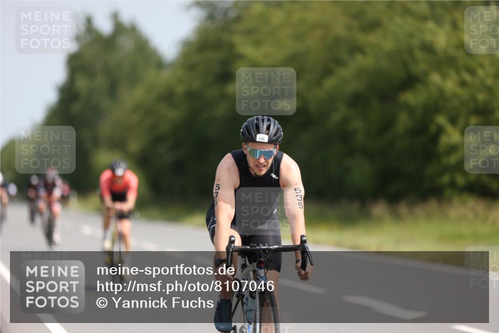 22.06.2025 - Viking Triathlon Yannick Fuchs http://msf.ph/oto/8107046 22.06.2025 11:31:01 Radfahren 44, 139, 156, 329, 335, 358, 419, 511, 535 meine-sportfotos.de