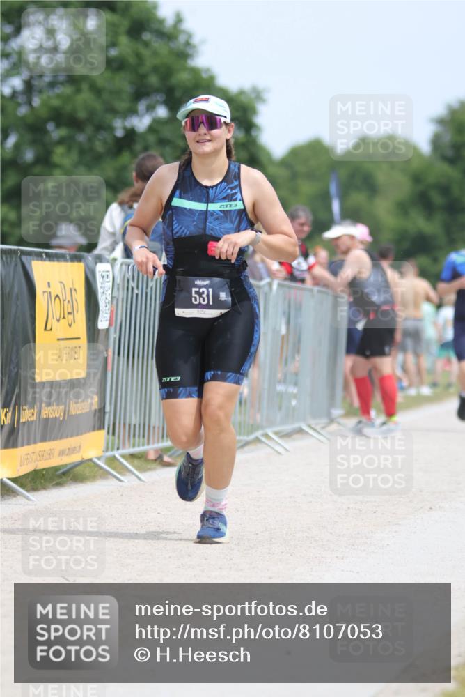 22.06.2025 - Viking Triathlon H.Heesch http://msf.ph/oto/8107053 22.06.2025 13:54:16 Laufen 11, 90, 205, 496, 531, 608 meine-sportfotos.de