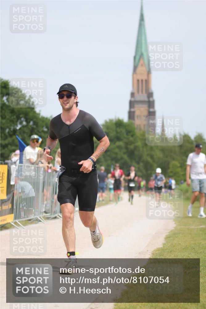 22.06.2025 - Viking Triathlon H.Heesch http://msf.ph/oto/8107054 22.06.2025 14:18:45 Laufen 100, 271, 272, 617 meine-sportfotos.de