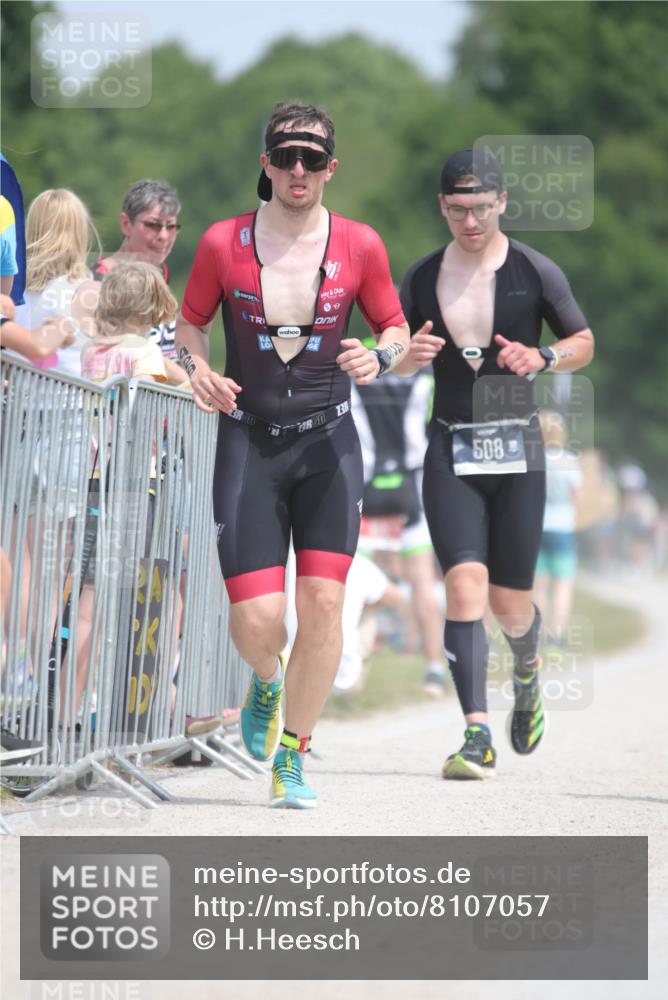 22.06.2025 - Viking Triathlon H.Heesch http://msf.ph/oto/8107057 22.06.2025 14:18:52 Laufen 429, 454, 508 meine-sportfotos.de