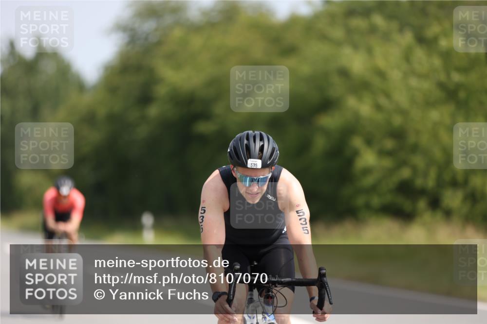 22.06.2025 - Viking Triathlon Yannick Fuchs http://msf.ph/oto/8107070 22.06.2025 11:31:02 Radfahren 44, 139, 156, 329, 335, 358, 419, 535 meine-sportfotos.de
