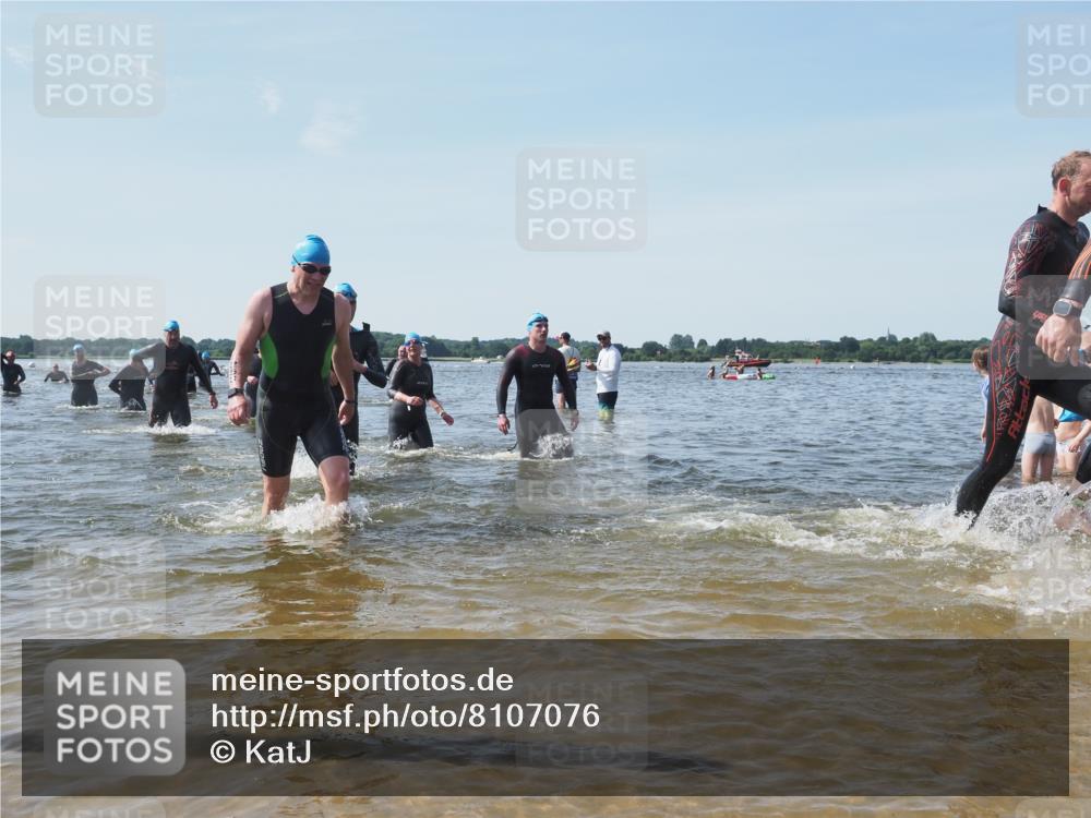 22.06.2025 - Viking Triathlon KatJ http://msf.ph/oto/8107076 22.06.2025 10:37:32 Schwimmen 21, 34, 131, 141, 163, 177, 180, 187, 245, 253, 312, 316, 344, 456, 506, 614, 639 meine-sportfotos.de