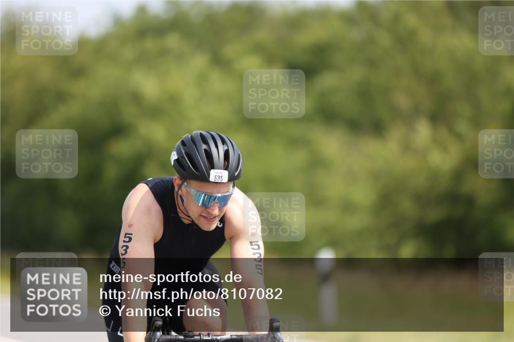 22.06.2025 - Viking Triathlon Yannick Fuchs http://msf.ph/oto/8107082 22.06.2025 11:31:02 Radfahren 44, 139, 156, 329, 335, 358, 419, 535 meine-sportfotos.de