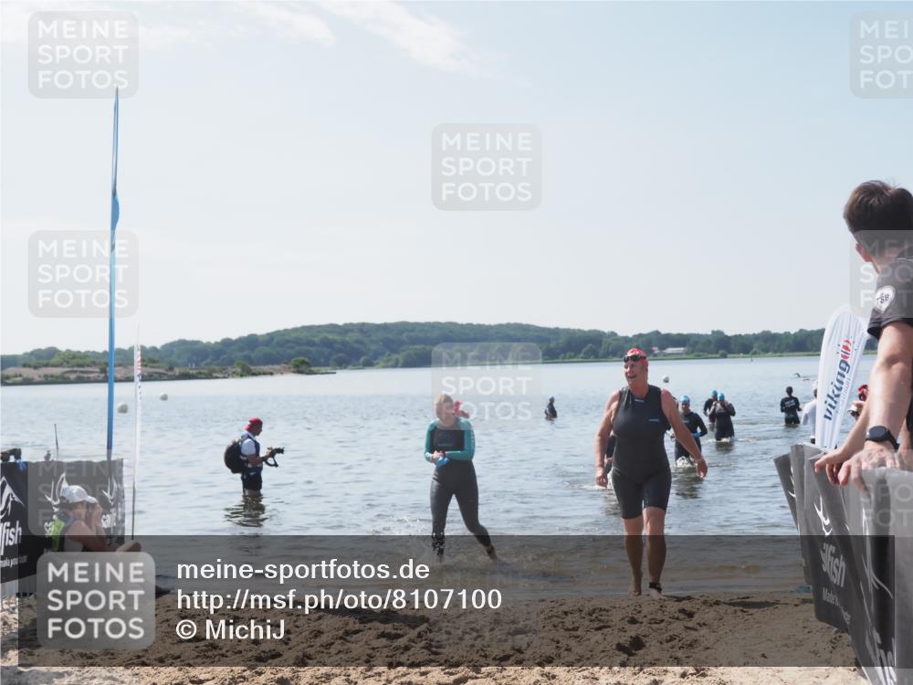 22.06.2025 - Viking Triathlon MichiJ http://msf.ph/oto/8107100 22.06.2025 10:53:14 Schwimmen 165, 201, 319, 470, 640 meine-sportfotos.de