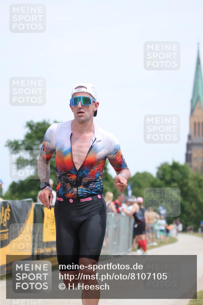 22.06.2025 - Viking Triathlon H.Heesch http://msf.ph/oto/8107105 22.06.2025 13:54:24 Laufen 90, 496 meine-sportfotos.de